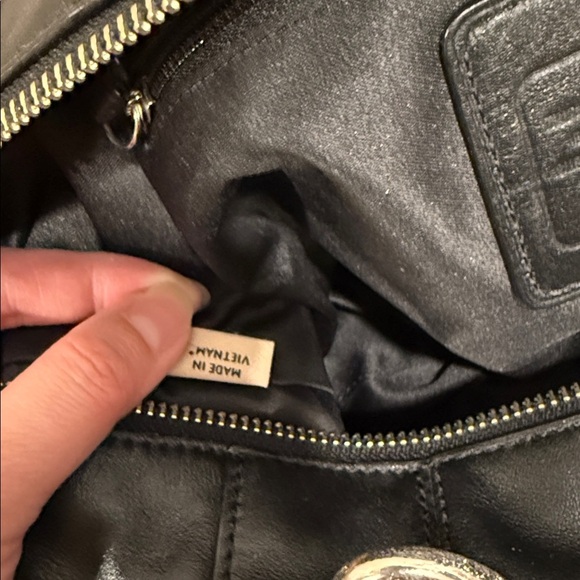 Coach Black Leather Handbag Duffle - Picture 4 of 8